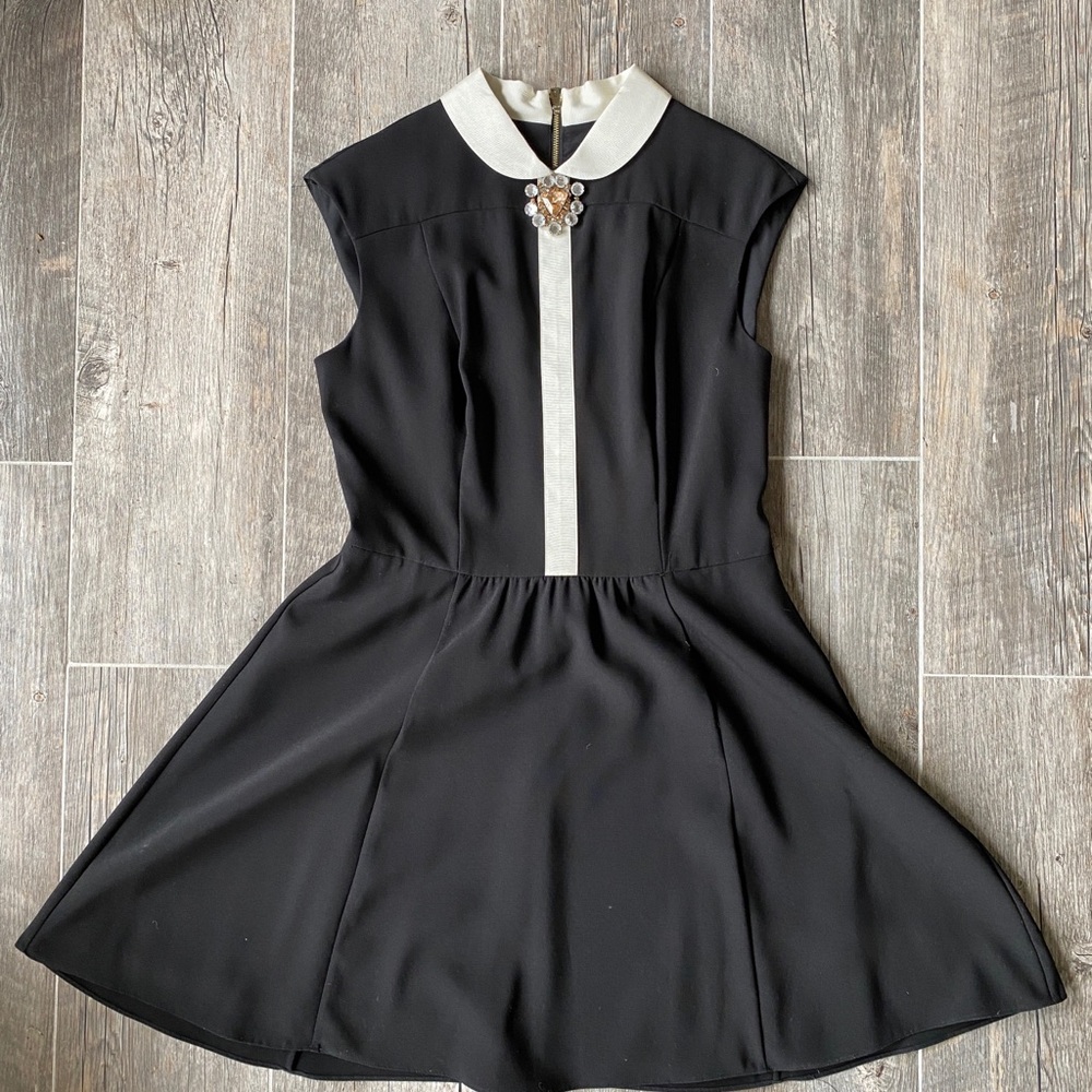Ted Baker size 4 which is a US size 8!